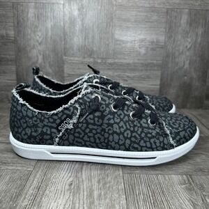 Skechers BOBS B Cute Sneakers Women 6 Gray Leopard Animal Print Slip On NEW